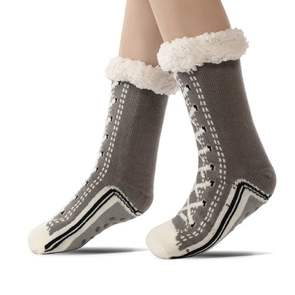 Snuggly Wuggly Slippers: The Anti-Slip, Anti-Chilly, Ultra-Puffy Cashmere Hugs for Your Feet!
